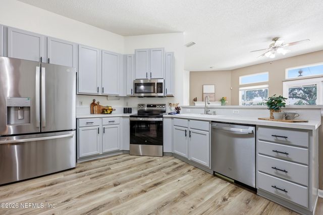 3949 HEAVENSIDE Court, Orange Park, FL 32073