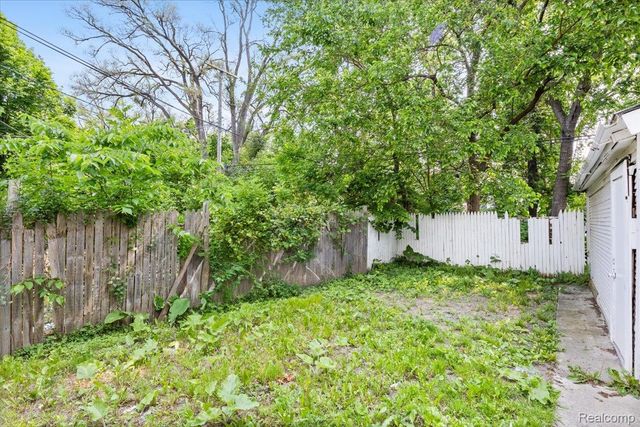 8306 Wisconsin Street, Detroit, MI 48204