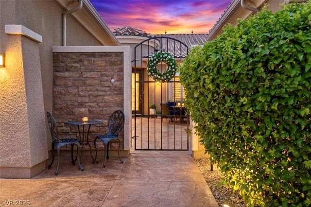 8544 Mayport Drive, Las Vegas, NV 89131