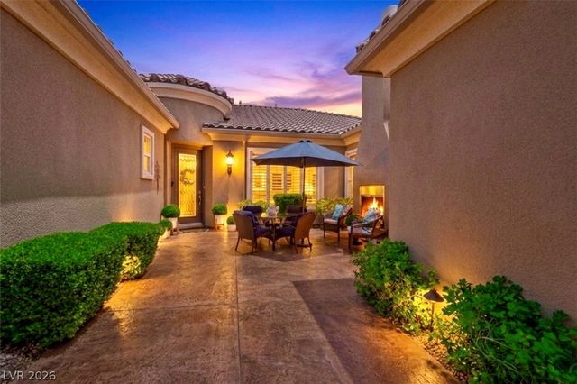 8544 Mayport Drive, Las Vegas, NV 89131