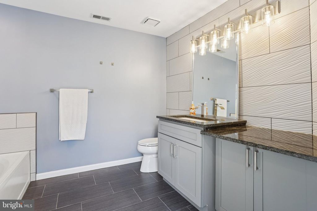1406 BRAKEN AVE, Wilmington, DE 19808