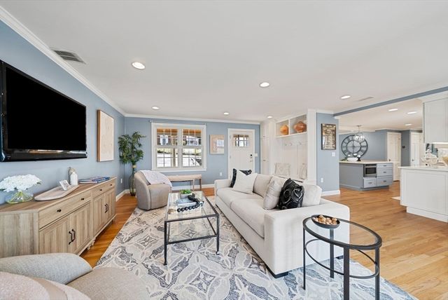 166 Hillcrest Road, Needham, MA 02492