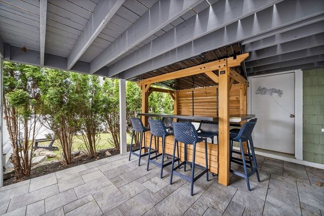 166 Hillcrest Road, Needham, MA 02492