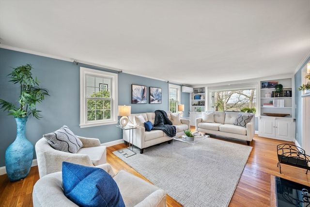 166 Hillcrest Road, Needham, MA 02492