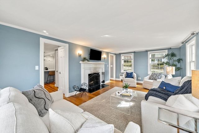 166 Hillcrest Road, Needham, MA 02492