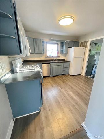 26 FAIRWAY Drive, Fairview Heights, IL 62208