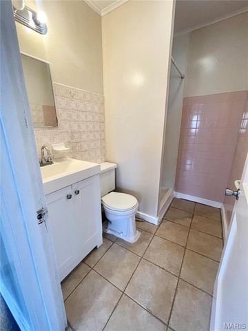 26 FAIRWAY Drive, Fairview Heights, IL 62208