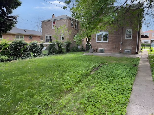 12328 S Peoria Street, Calumet Park, IL 60827