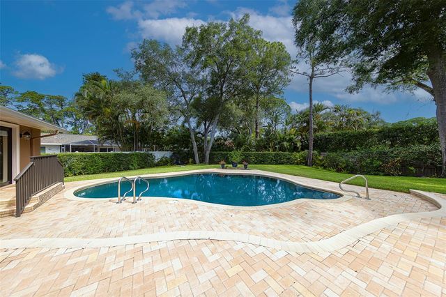 2943 WHISPER LANE N, Clearwater, FL 33762