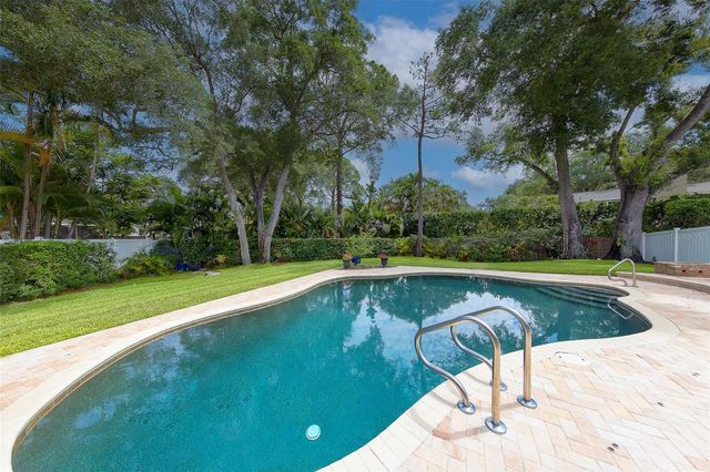 2943 WHISPER LANE N, Clearwater, FL 33762