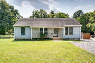 340 Sunrise Cir, Mount Juliet, TN 37122