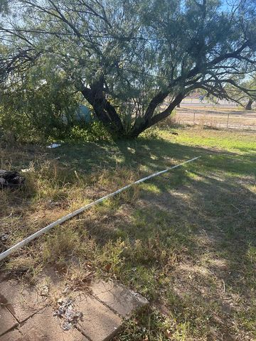 2840 Field St, San Angelo, TX 76901