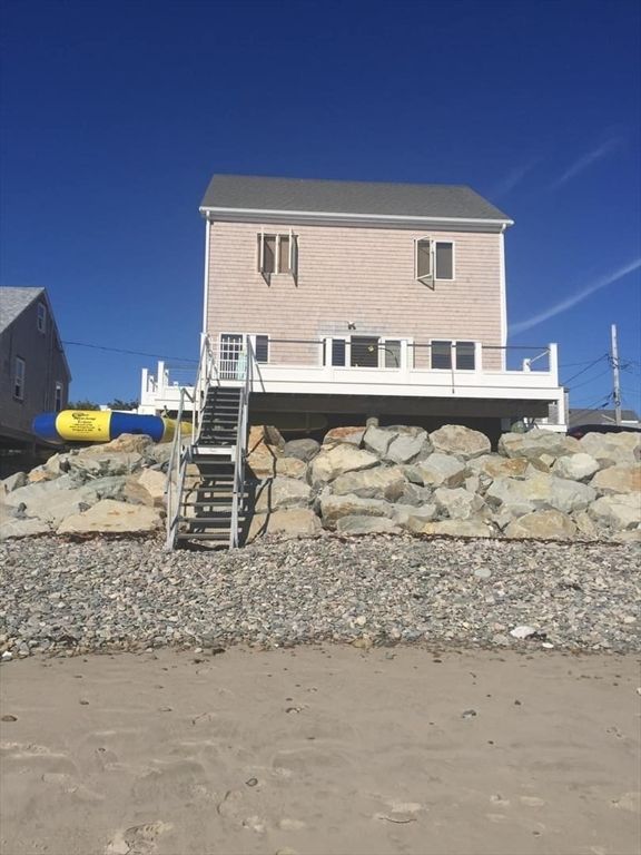 1 East St., Marshfield, MA 02050
