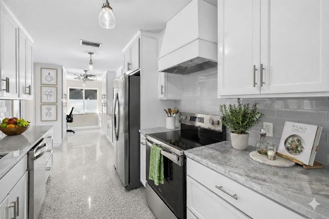 4388 50TH PLACE S, St Petersburg, FL 33711