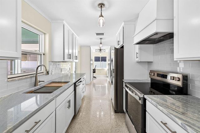 4388 50TH PLACE S, St Petersburg, FL 33711