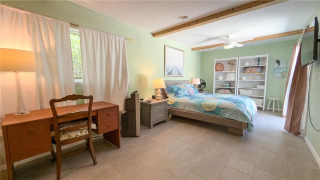 2215 ALVARADO LANE, Sarasota, FL 34231