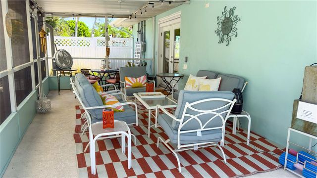 2215 ALVARADO LANE, Sarasota, FL 34231