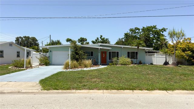 2215 ALVARADO LANE, Sarasota, FL 34231