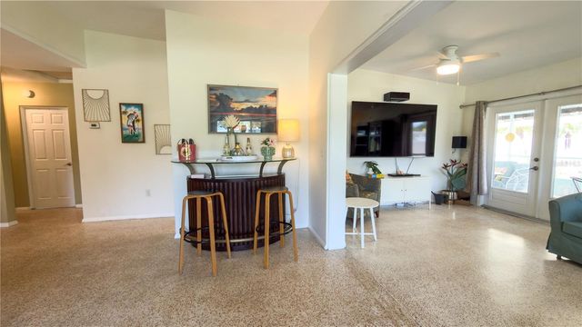 2215 ALVARADO LANE, Sarasota, FL 34231
