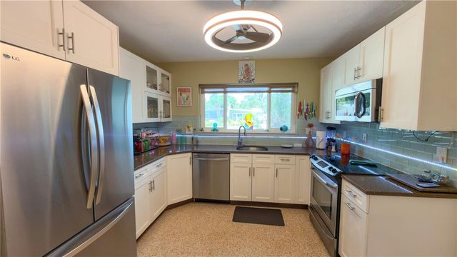 2215 ALVARADO LANE, Sarasota, FL 34231