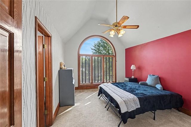 8225 NW Weatherby Drive, Weatherby Lake, MO 64152
