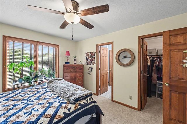 8225 NW Weatherby Drive, Weatherby Lake, MO 64152