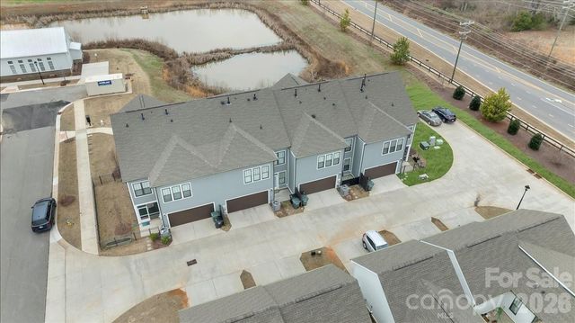 10220 Meeting House Drive NW, Huntersville, NC 28078