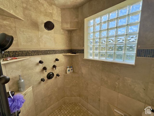 1933 N 1700 W, Farr West, UT 84404