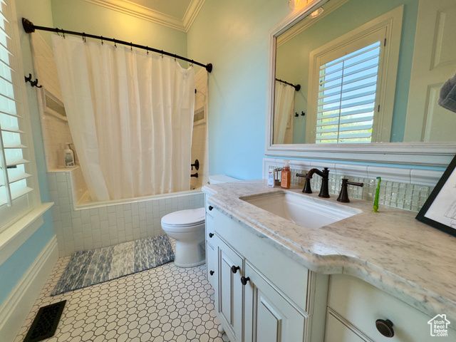 1933 N 1700 W, Farr West, UT 84404