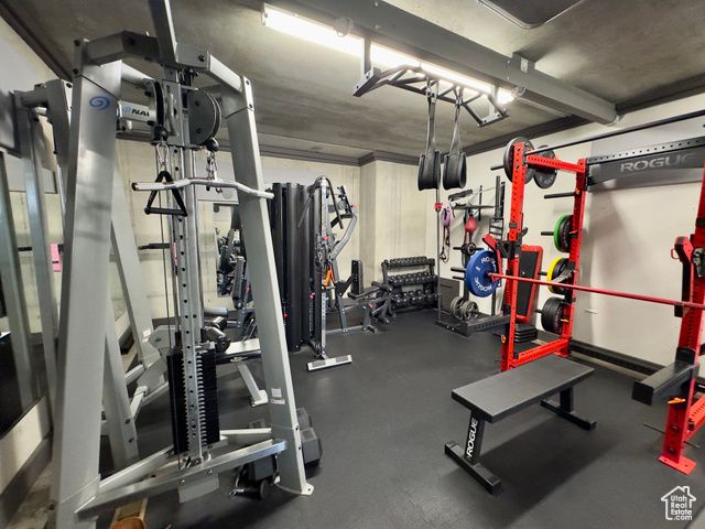 1933 N 1700 W, Farr West, UT 84404