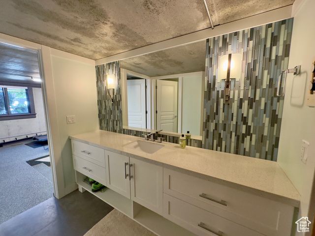 1933 N 1700 W, Farr West, UT 84404