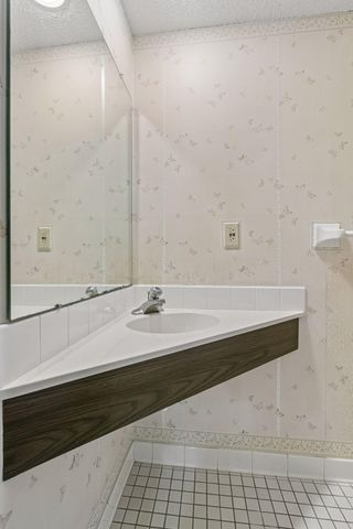 2630 Alabama Avenue S, Saint Louis Park, MN 55416