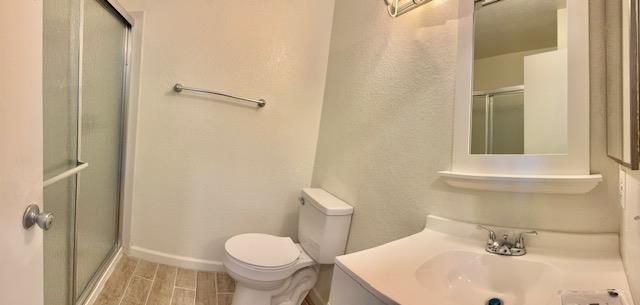 8204 Essen Way, Sacramento, CA 95823