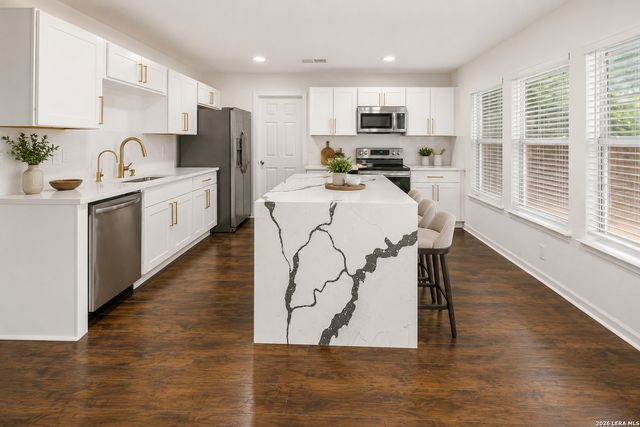 10003 SILVER PARK, San Antonio, TX 78254