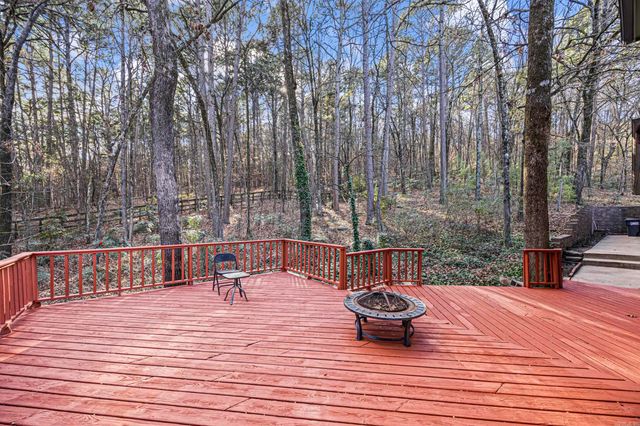 316 Craigwood Circle, Russellville, AR 72801