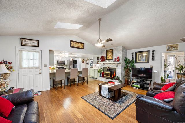 316 Craigwood Circle, Russellville, AR 72801