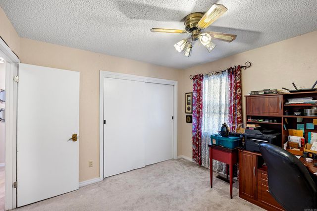 316 Craigwood Circle, Russellville, AR 72801