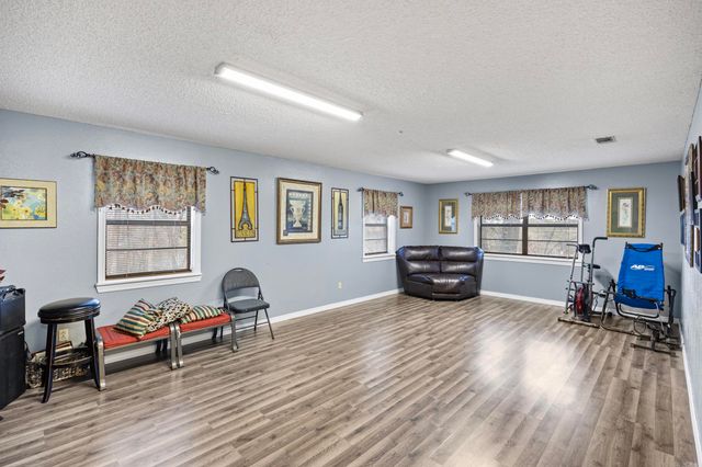 316 Craigwood Circle, Russellville, AR 72801