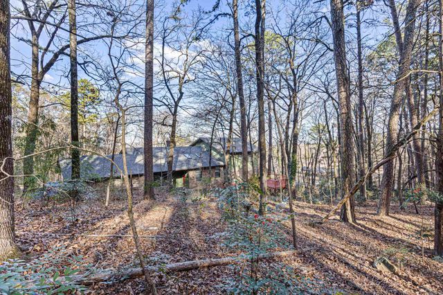 316 Craigwood Circle, Russellville, AR 72801
