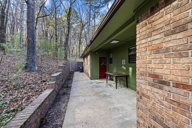 316 Craigwood Circle, Russellville, AR 72801