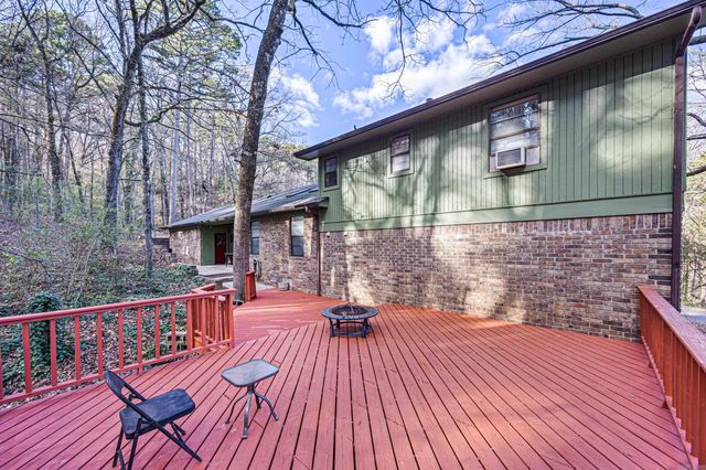 316 Craigwood Circle, Russellville, AR 72801