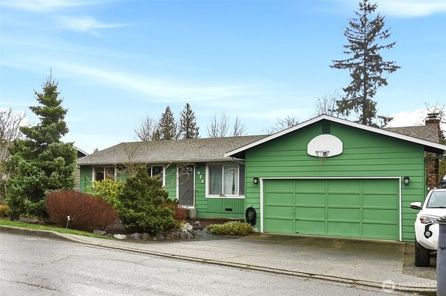 422 216th Street SW, Bothell, WA 98021