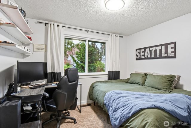 422 216th Street SW, Bothell, WA 98021