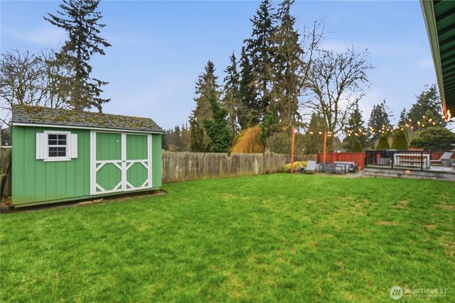 422 216th Street SW, Bothell, WA 98021