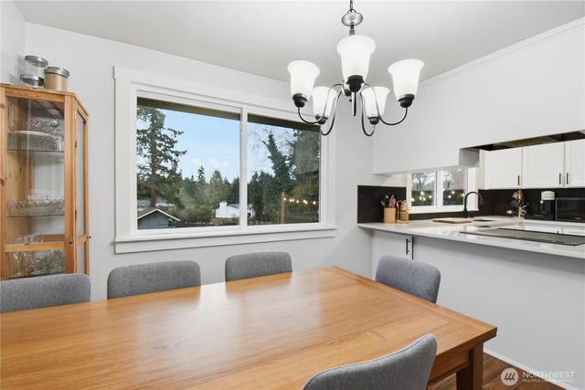 422 216th Street SW, Bothell, WA 98021