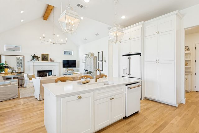 217 Catbird Trail, Aledo, TX 76008