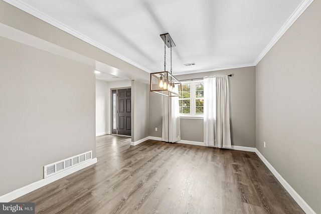 26 LAKESIDE DR, Marlton, NJ 08053