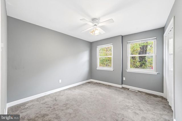 26 LAKESIDE DR, Marlton, NJ 08053