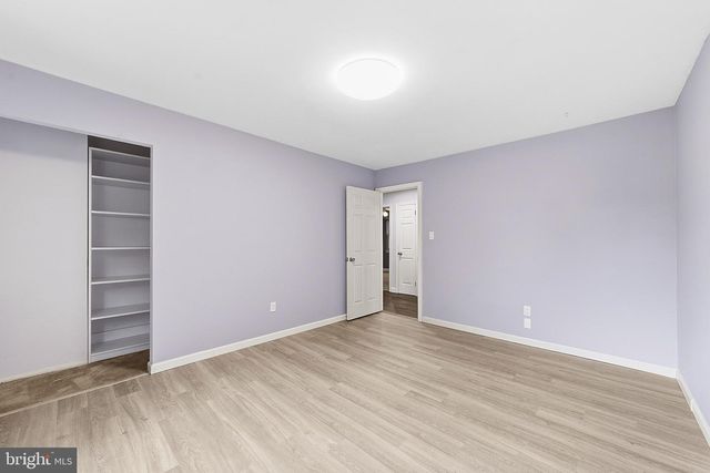 26 LAKESIDE DR, Marlton, NJ 08053