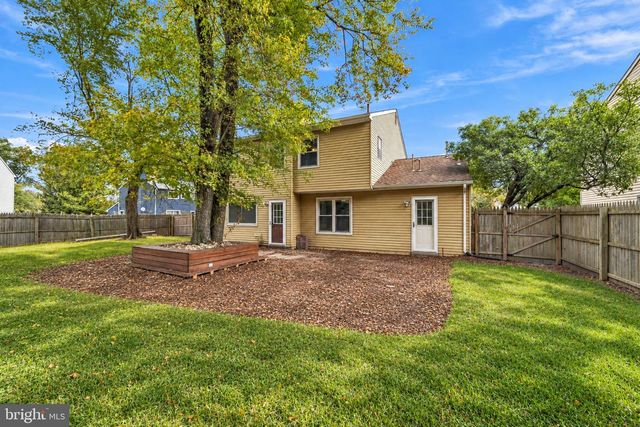 26 LAKESIDE DR, Marlton, NJ 08053